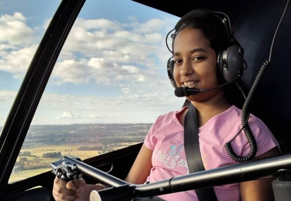 One-Hour Trial Flight incl. Pre-Flight Briefing, Take Off In-Flight Guidance & Landing