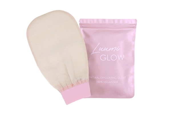 Glow Silk Exfoliating Glove