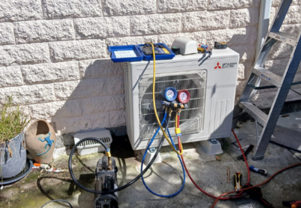 Professional Heat Pump Service This Winter - Options for up to Three Units