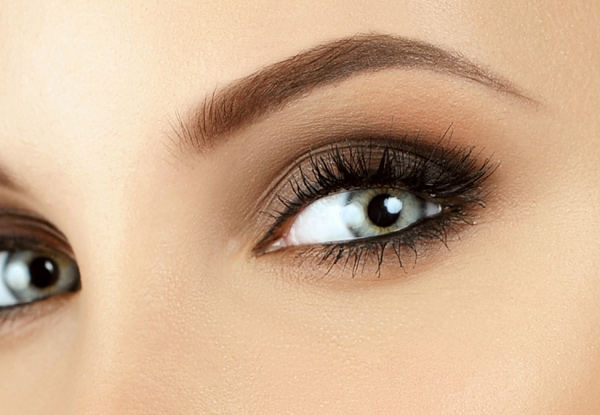 Eyelash Extensions in Natural, Glamorous or Silk incl. Eyelash Tint