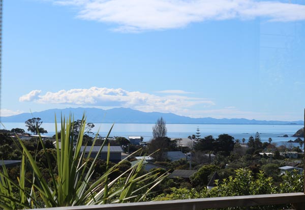 Waiheke Island Autumn & Winter Getaway for Two Adults - Options for Midweek or Weekend Stays